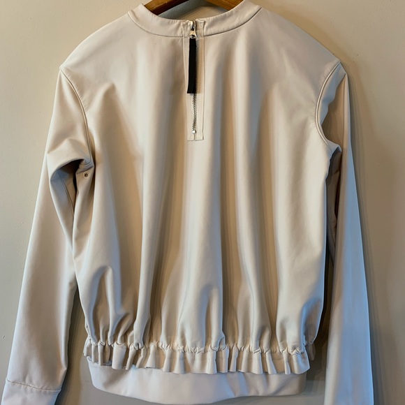 Lululemon pullover sz 2 approx - Picture 3 of 12